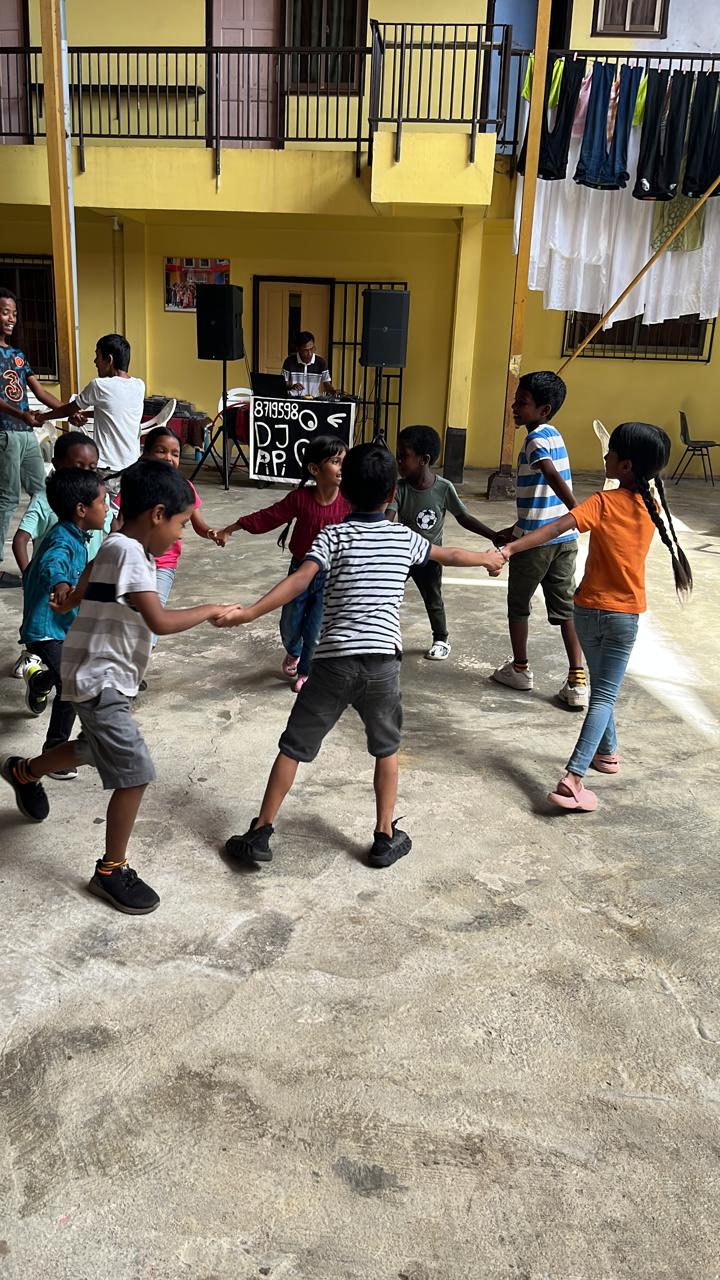 De inzet van (oud) pupillen bij Open Poort